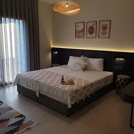 فندق مبيت وإفطار Urlivia Zeytin Bahcesi أورلا