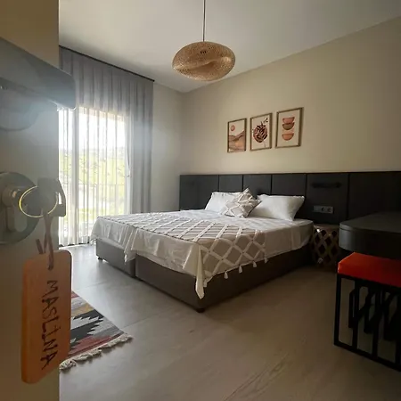 Oda ve Kahvaltı Urlivia Zeytin Bahçesi Urla