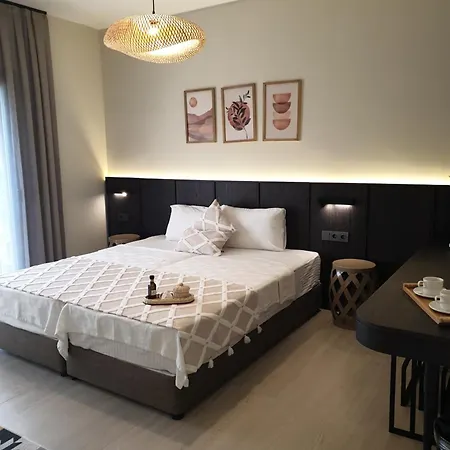 Urlivia Zeytin Bahcesi B&B